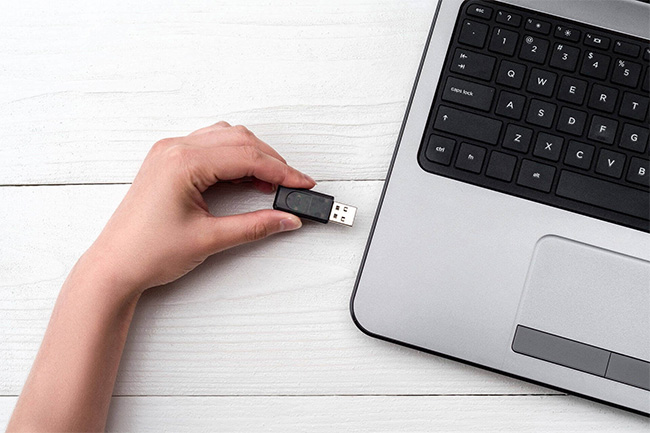 hong-cong-usb