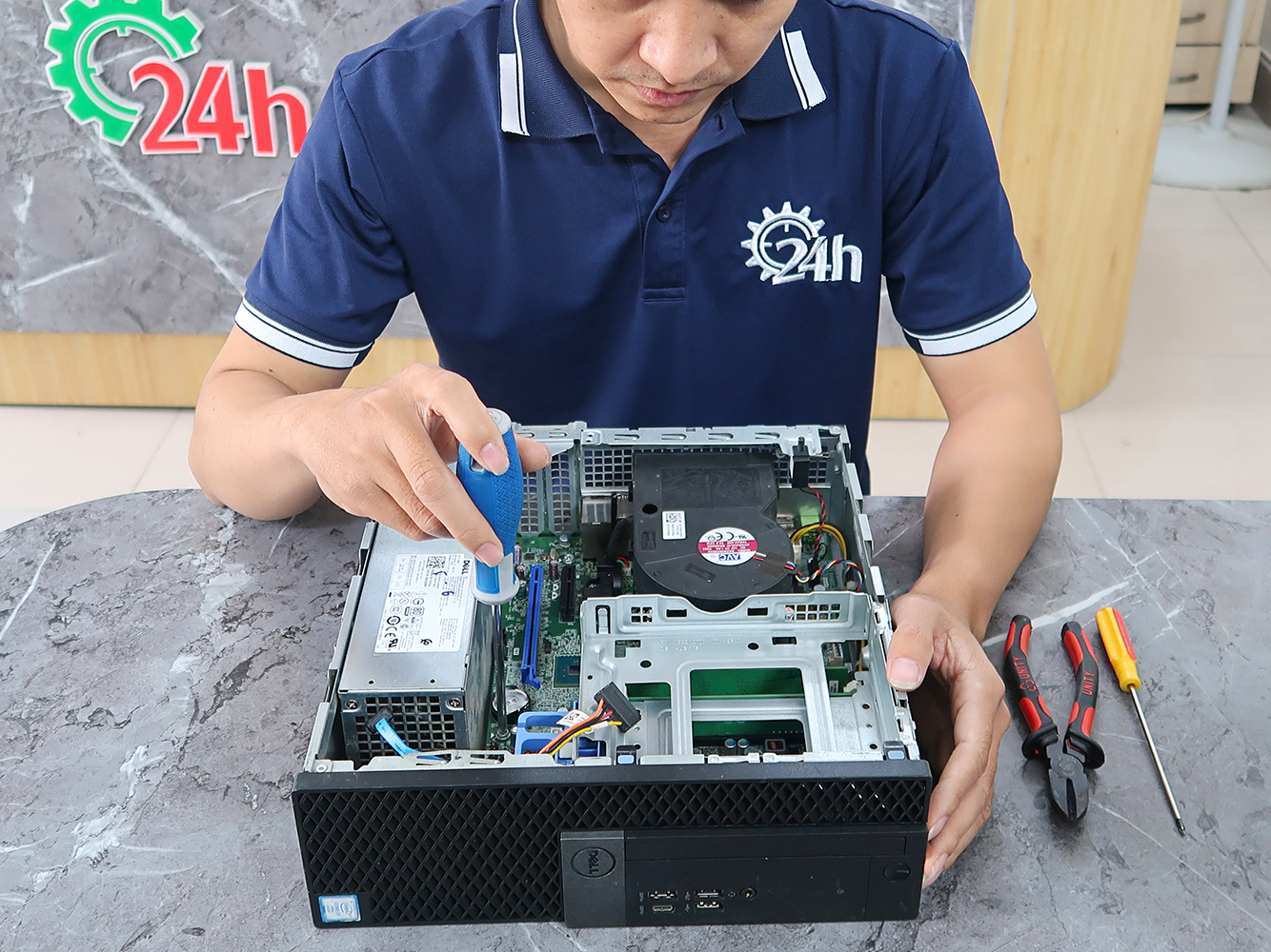 Sửa máy tính tại nhà Hà Nội 24H